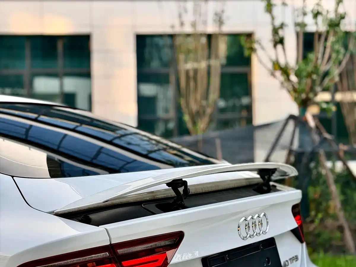 Фото 26 - Audi A7