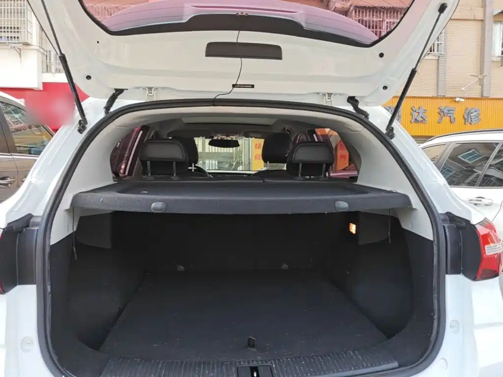 Roewe RX3 2019 2018 18T Automatic Flagship