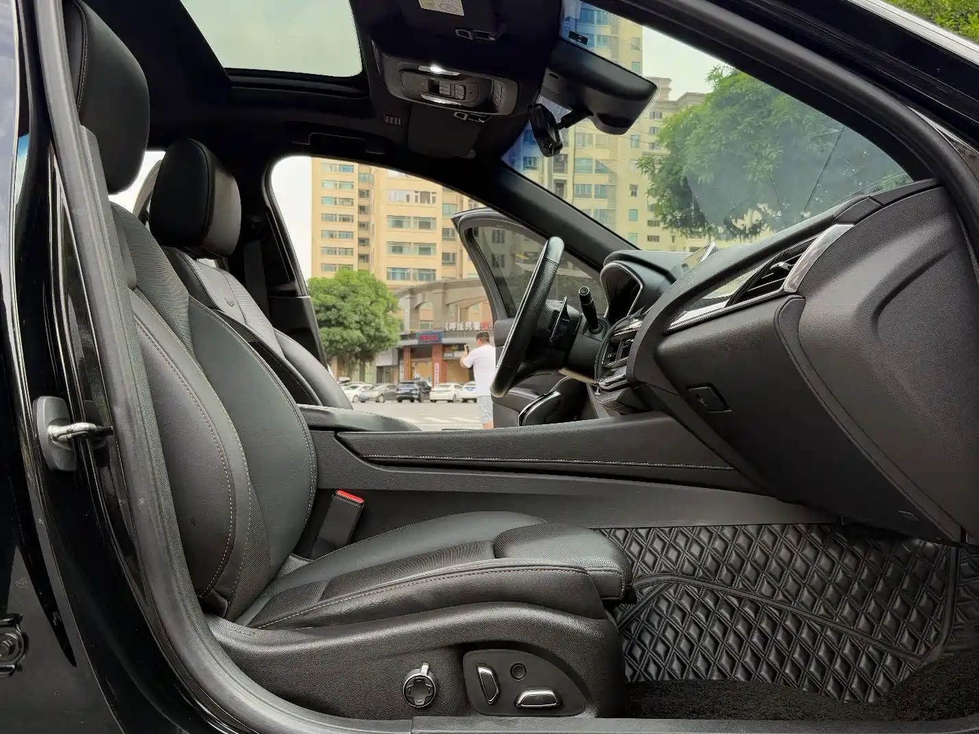 Photo 22 - Cadillac CT5