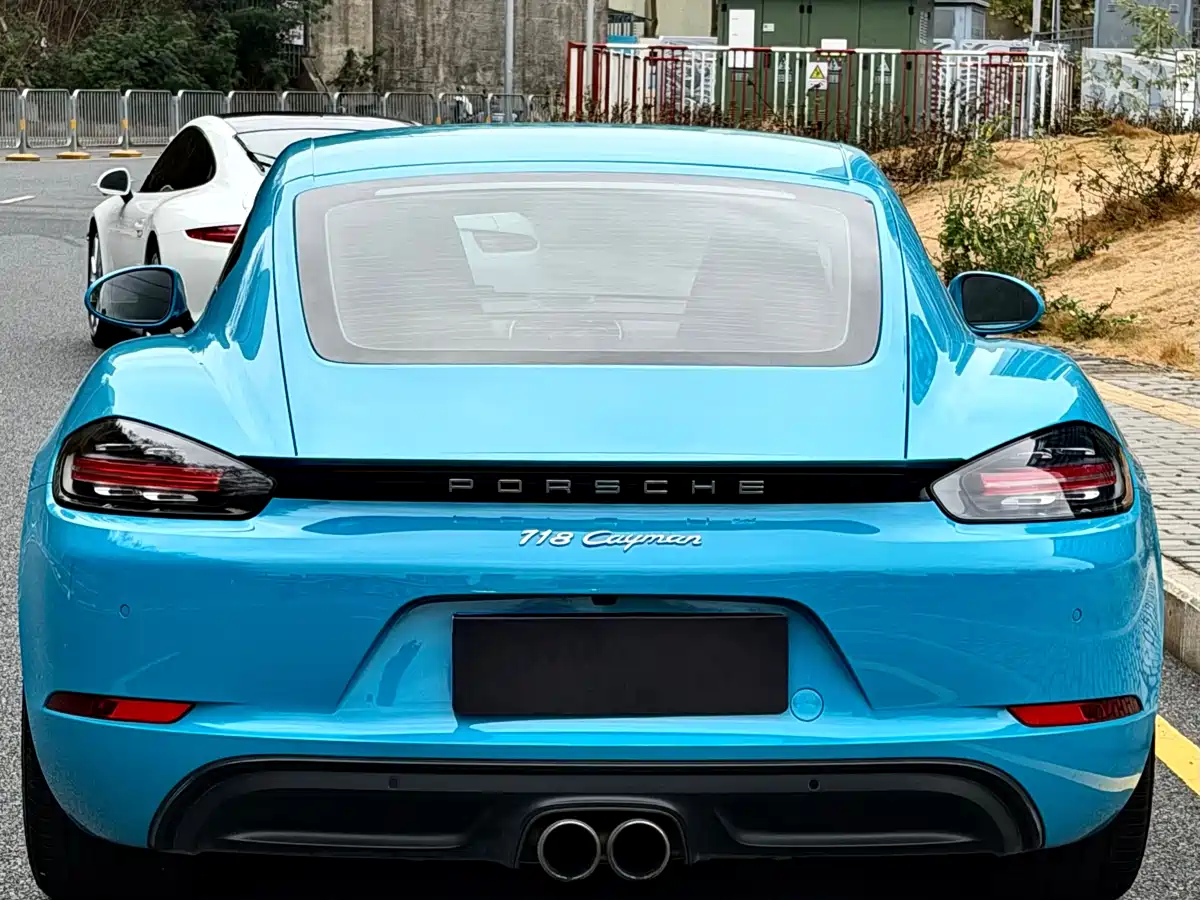 Porsche 718 2018 Cayman 2.0T фото 6