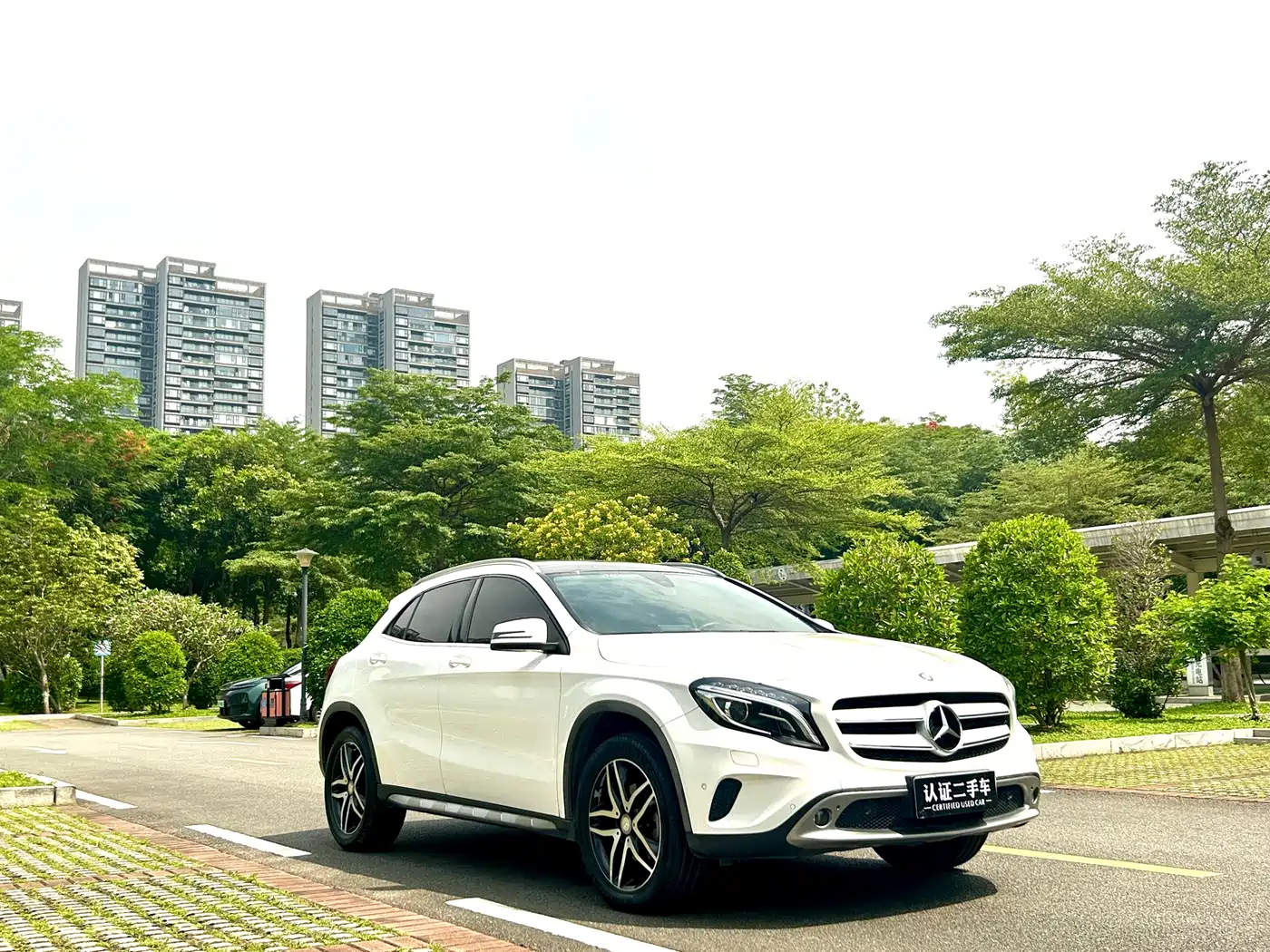 Mercedes-Benz GLA 2016 GLA 220 4MATIC Fashion фото 4