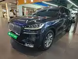 Фото 2 - Lincoln Aviator