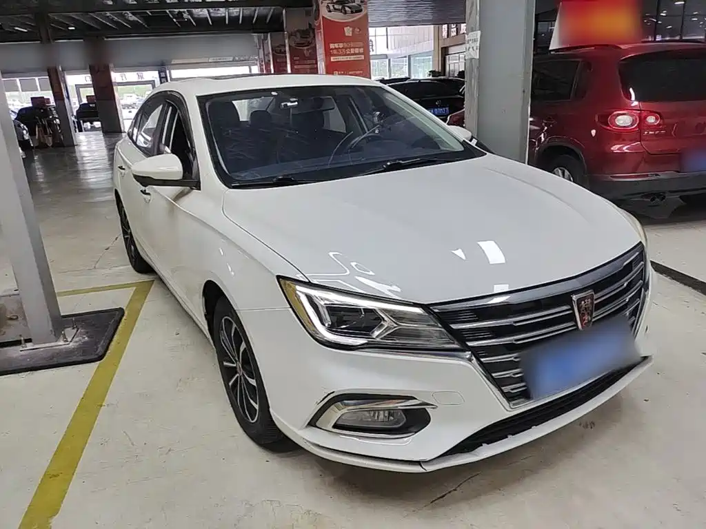 Фото 4 - Roewe i5