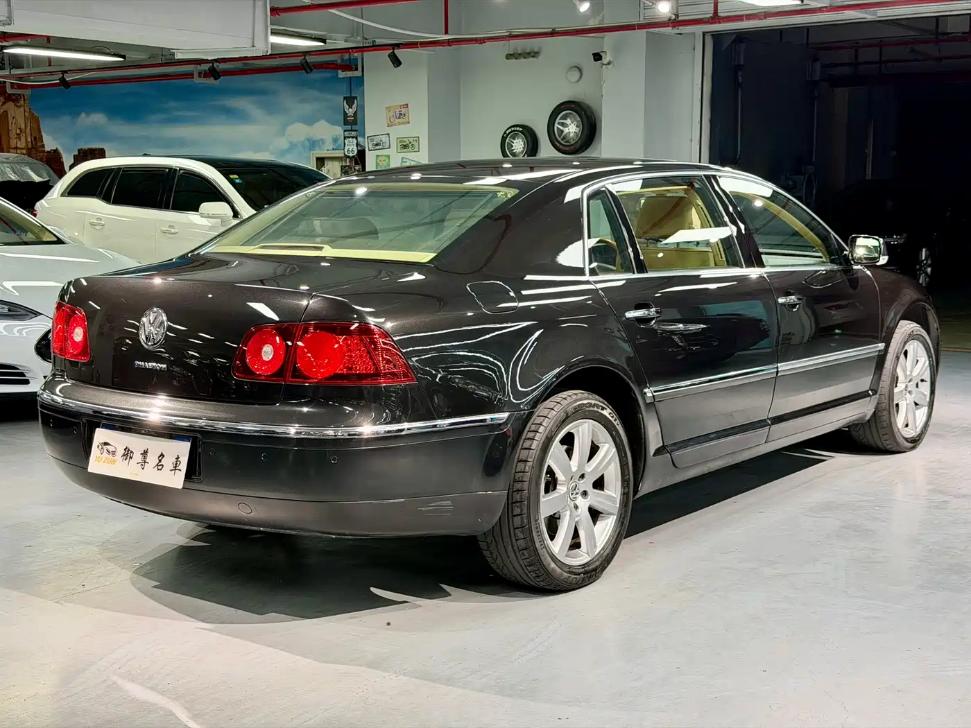 Volkswagen Phaeton 2009 Model 3.6L V6 5-seat Extended Comfort фото 7