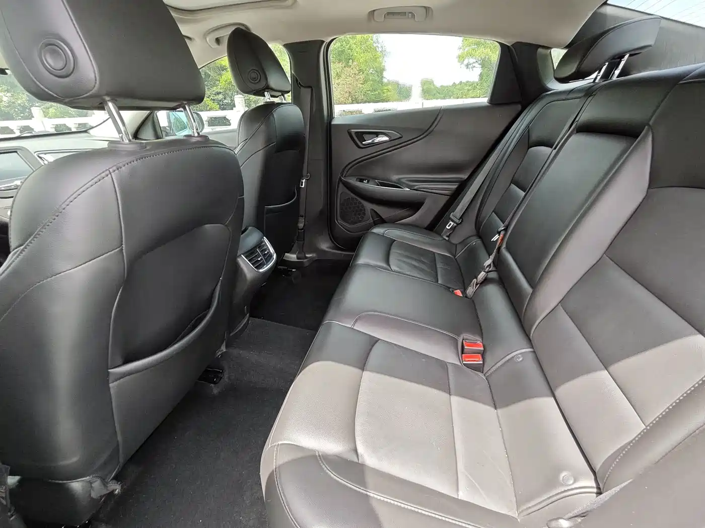 Chevrolet Malibu XL 2017 1.5T Auto Sport Edition фото 10