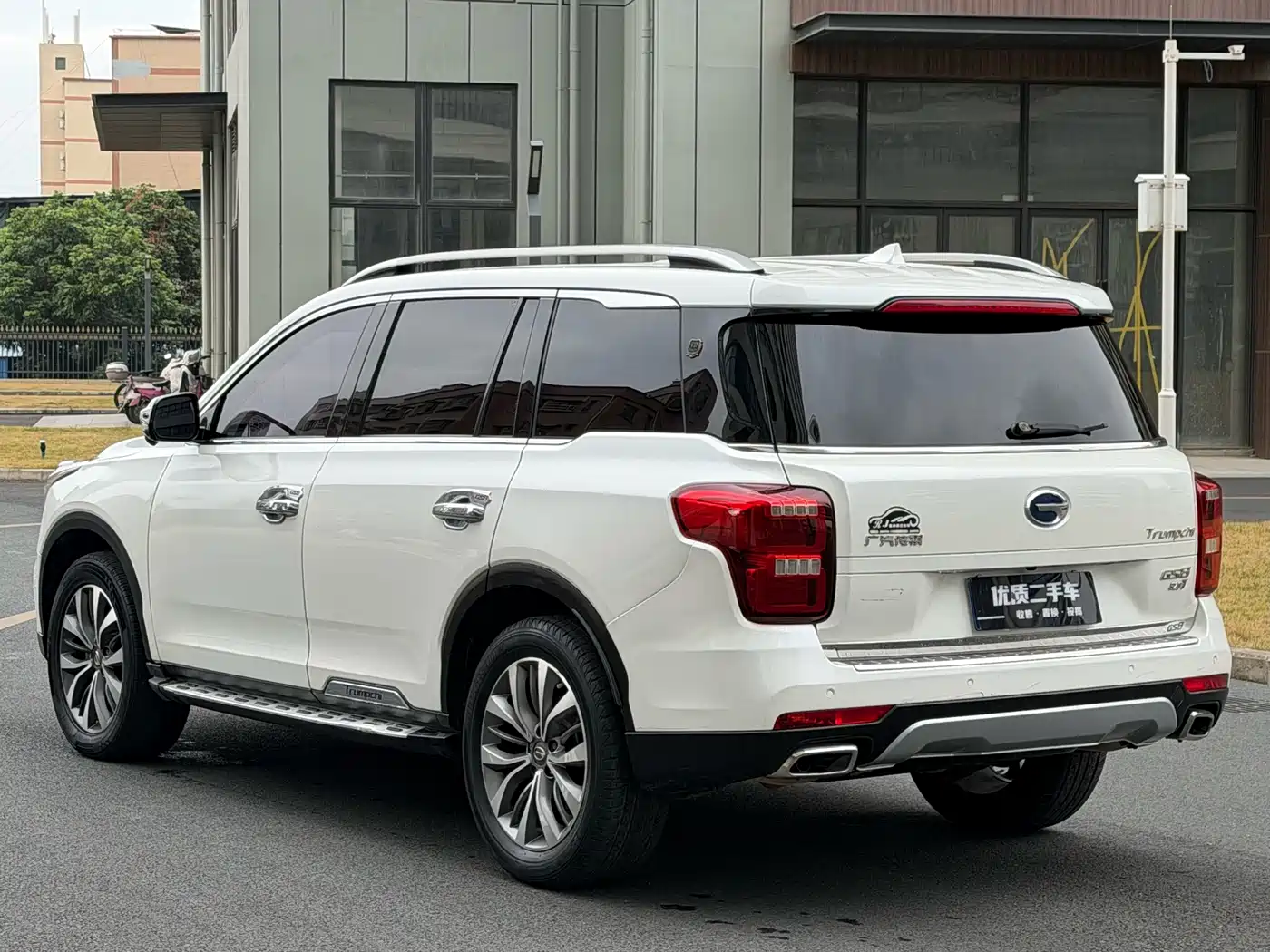GAC Trumpchi Trumpchi GS8 2017 320T 2WD Premium (7-seater) фото 7