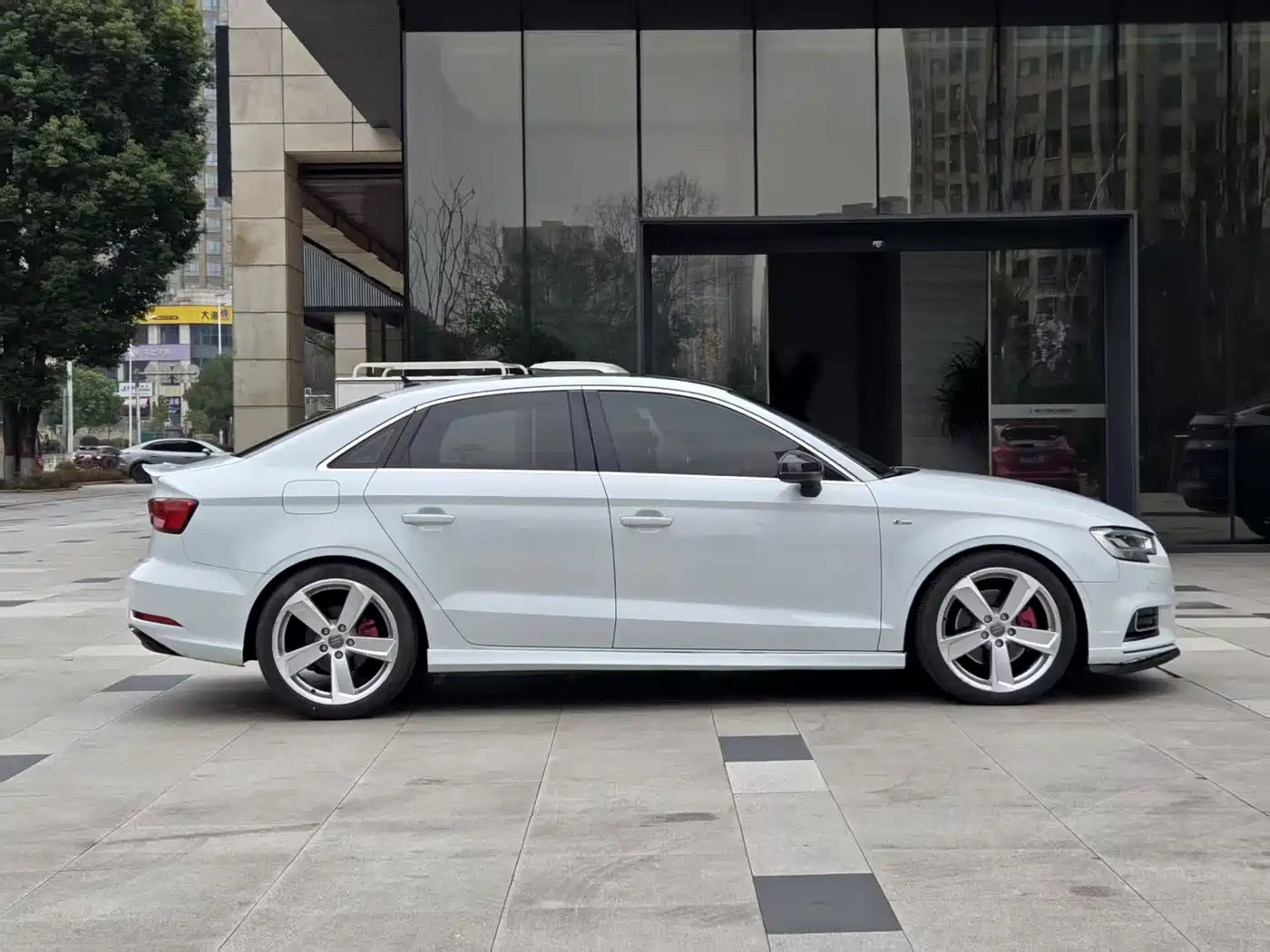 Audi A3 2019 Limousine 40 TFSI Style China V фото 5