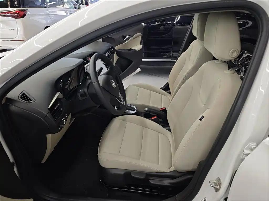 Buick Excelle 2020 15N CVT Elite фото 6