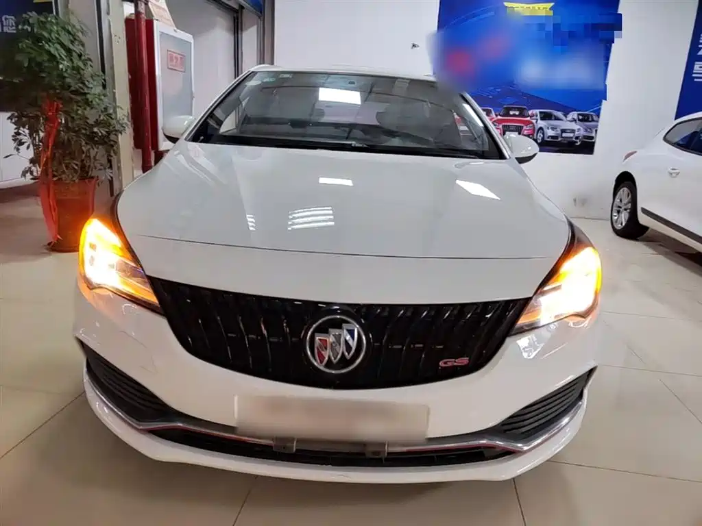 Buick Verano 2016 Hatchback GS 20T DCT Luxury Sport фото 3