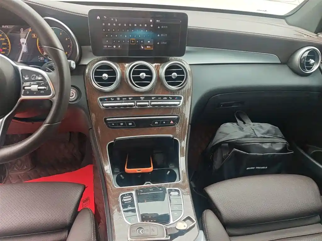 Mercedes-Benz GLC 2020 Facelift GLC 300 L 4MATIC Dynamic фото 13