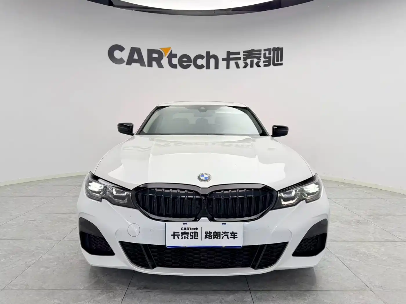 BMW 3 Series 2022 325i M Sport Shadow Edition фото 2