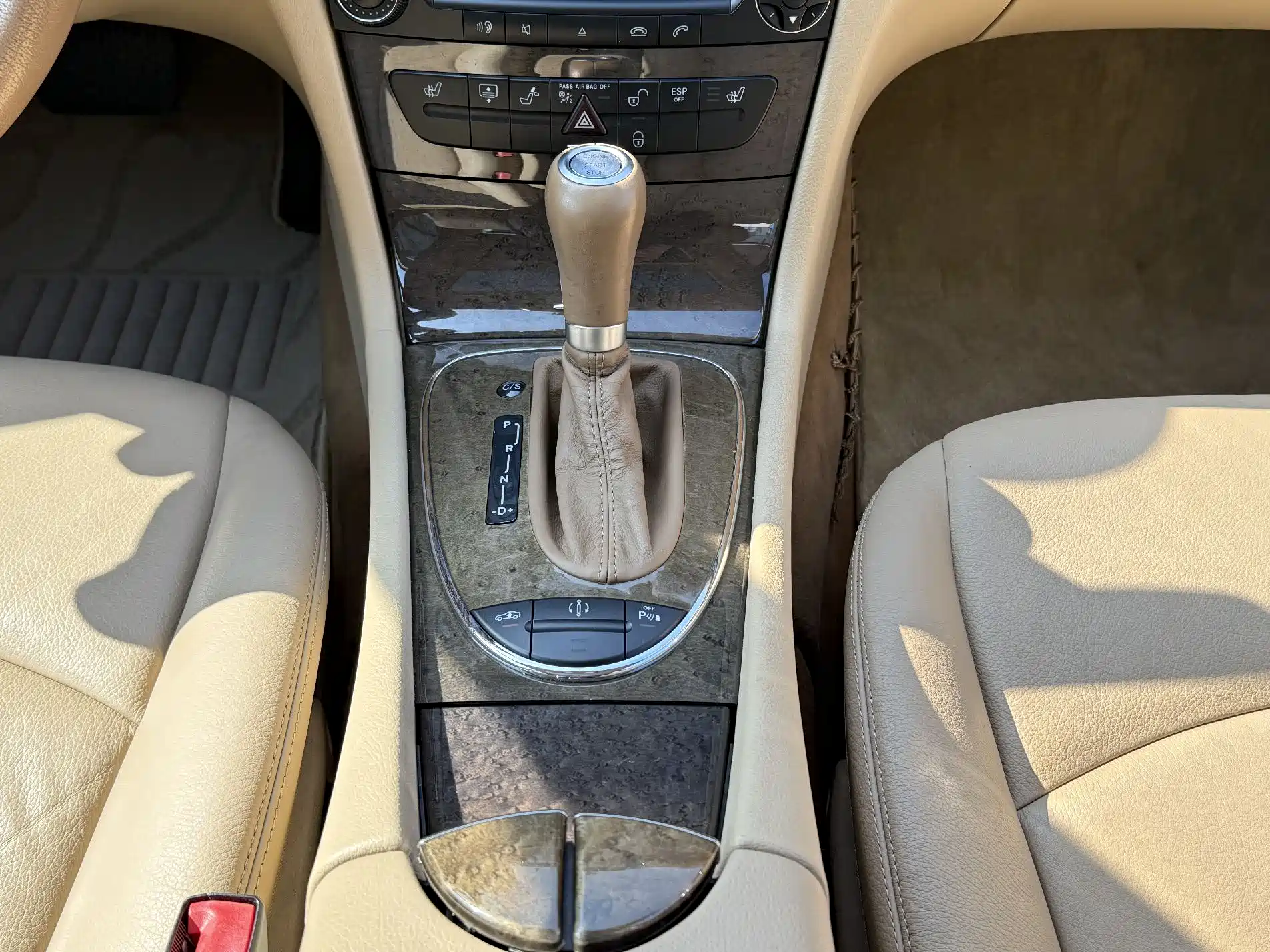 صورة 14 - Mercedes-Benz E-Class