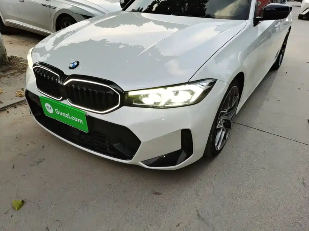 صورة 24 - BMW 3 Series