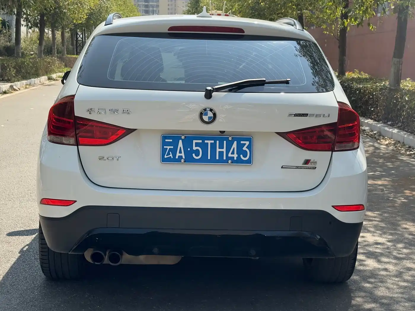 BMW X1 2014 Model xDrive20i Sport Design Package фото 10