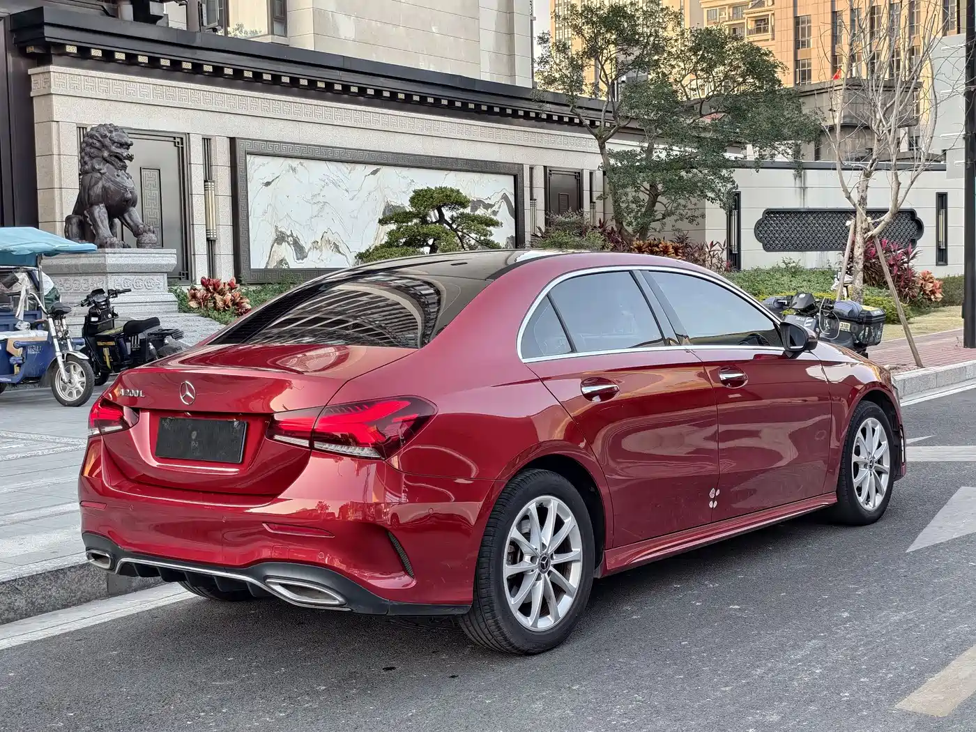 Mercedes-Benz A-Class 2019 A 200 L Sport Sedan фото 10