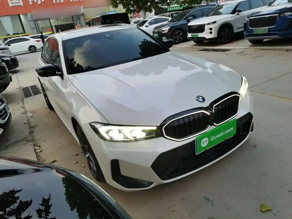 صورة 4 - BMW 3 Series