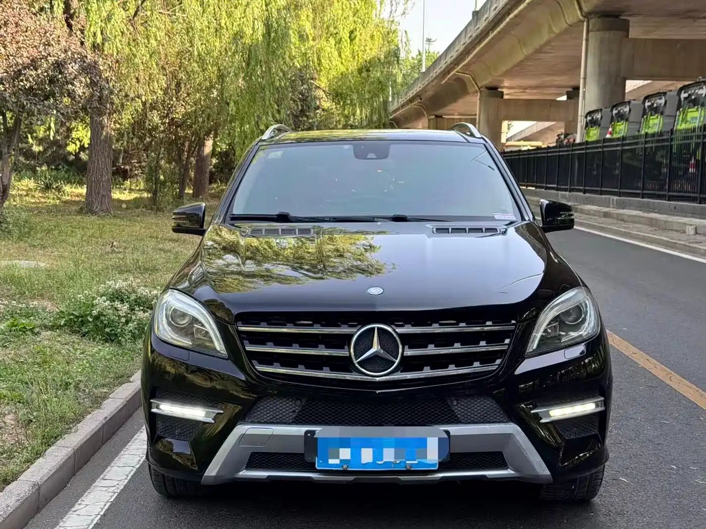 Mercedes-Benz M-Class 2012 Model ML 350 Dynamic фото 2