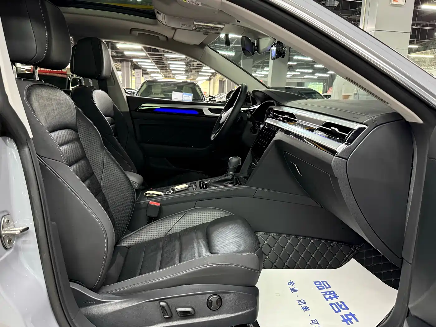 Volkswagen FAW-Volkswagen CC 2024 Shooting Brake 330TSI Hunter's Eye Public Sharing Edition фото 18