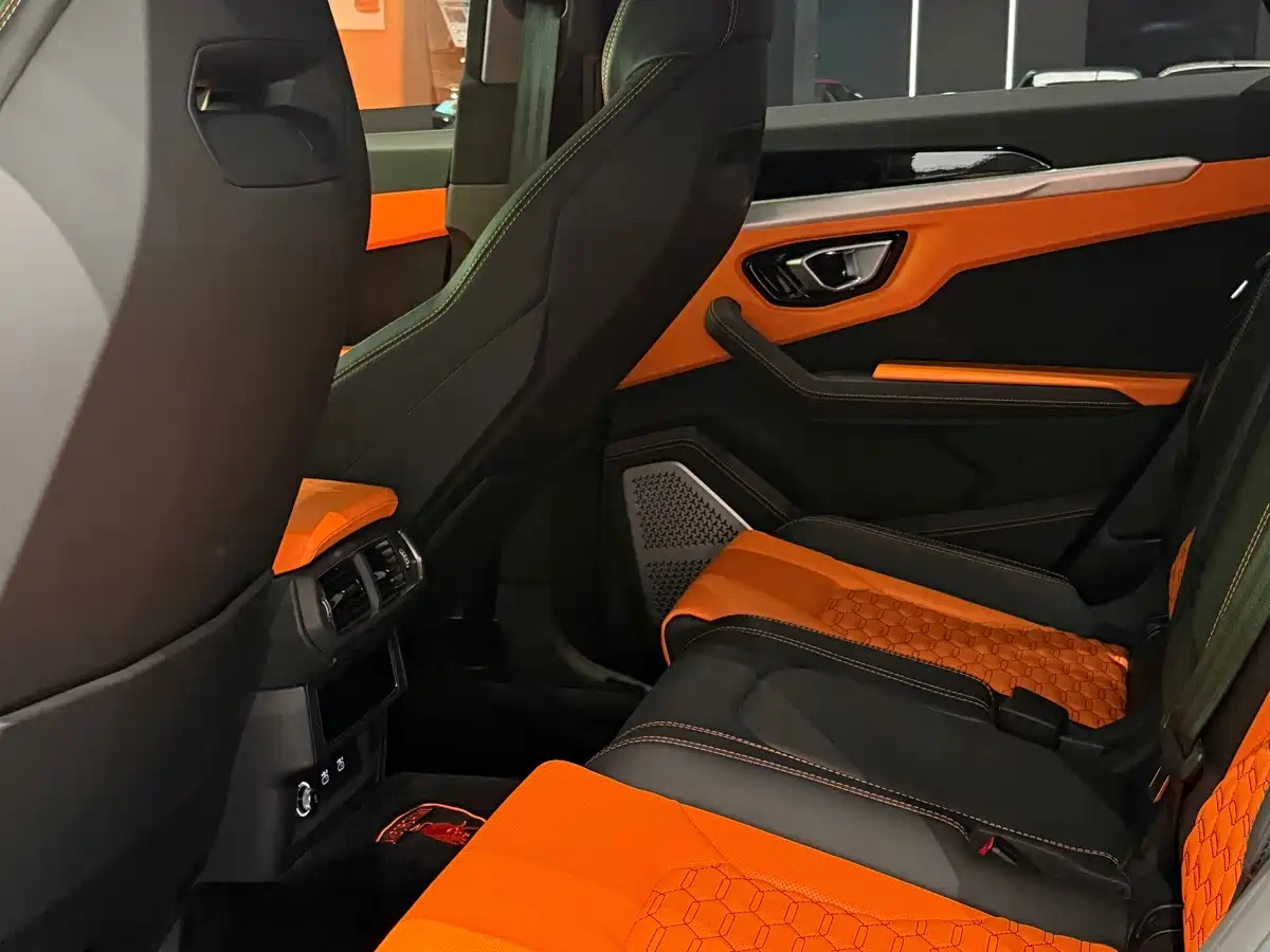 Lamborghini Urus 2022 2021 4.0T V8