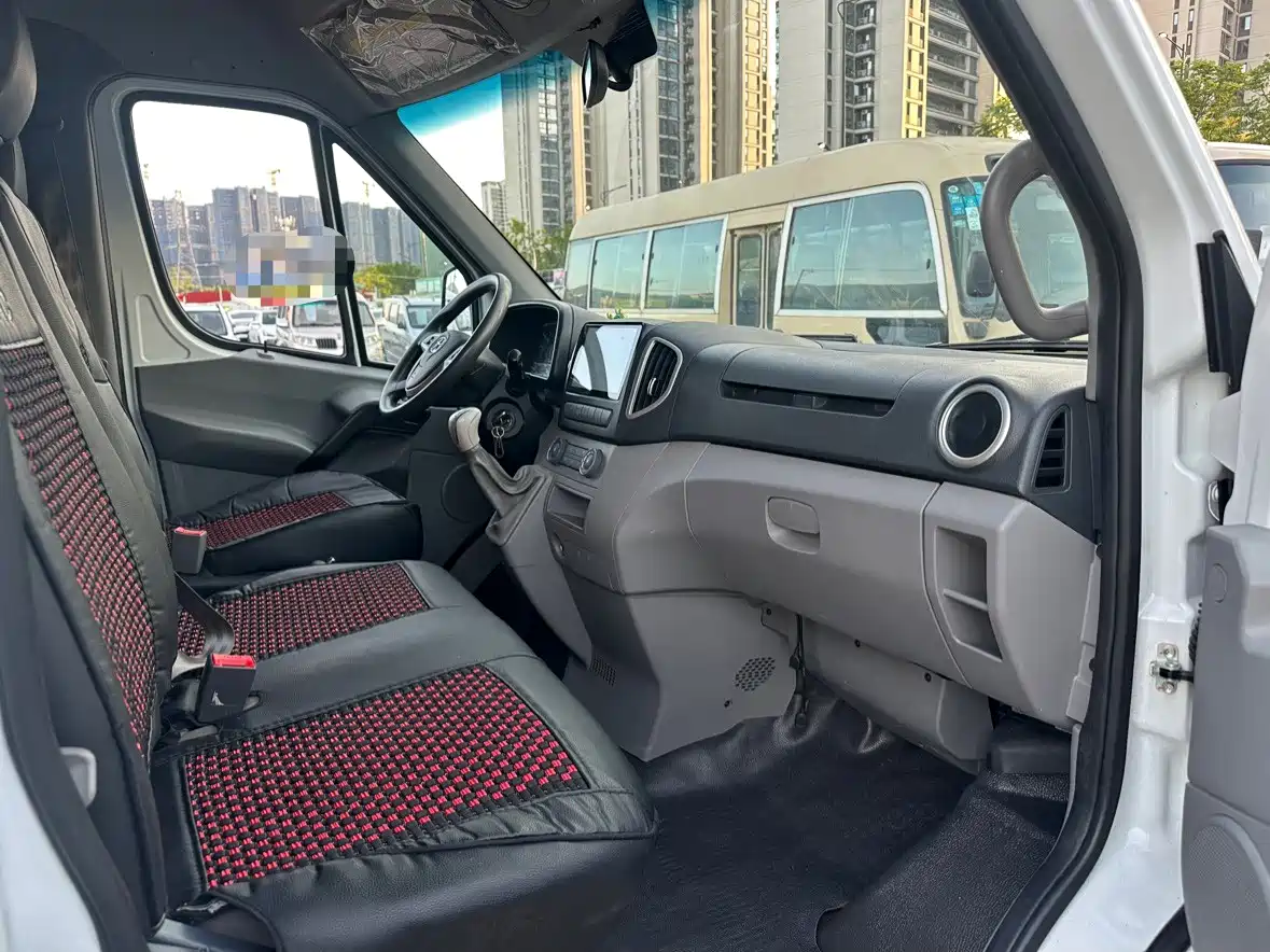 JAC Motors Star锐 2023 2022 2.0T Fuel King PLUS Express Edition Medium Wheelbase 7-Seater HFC4DB3-2E4