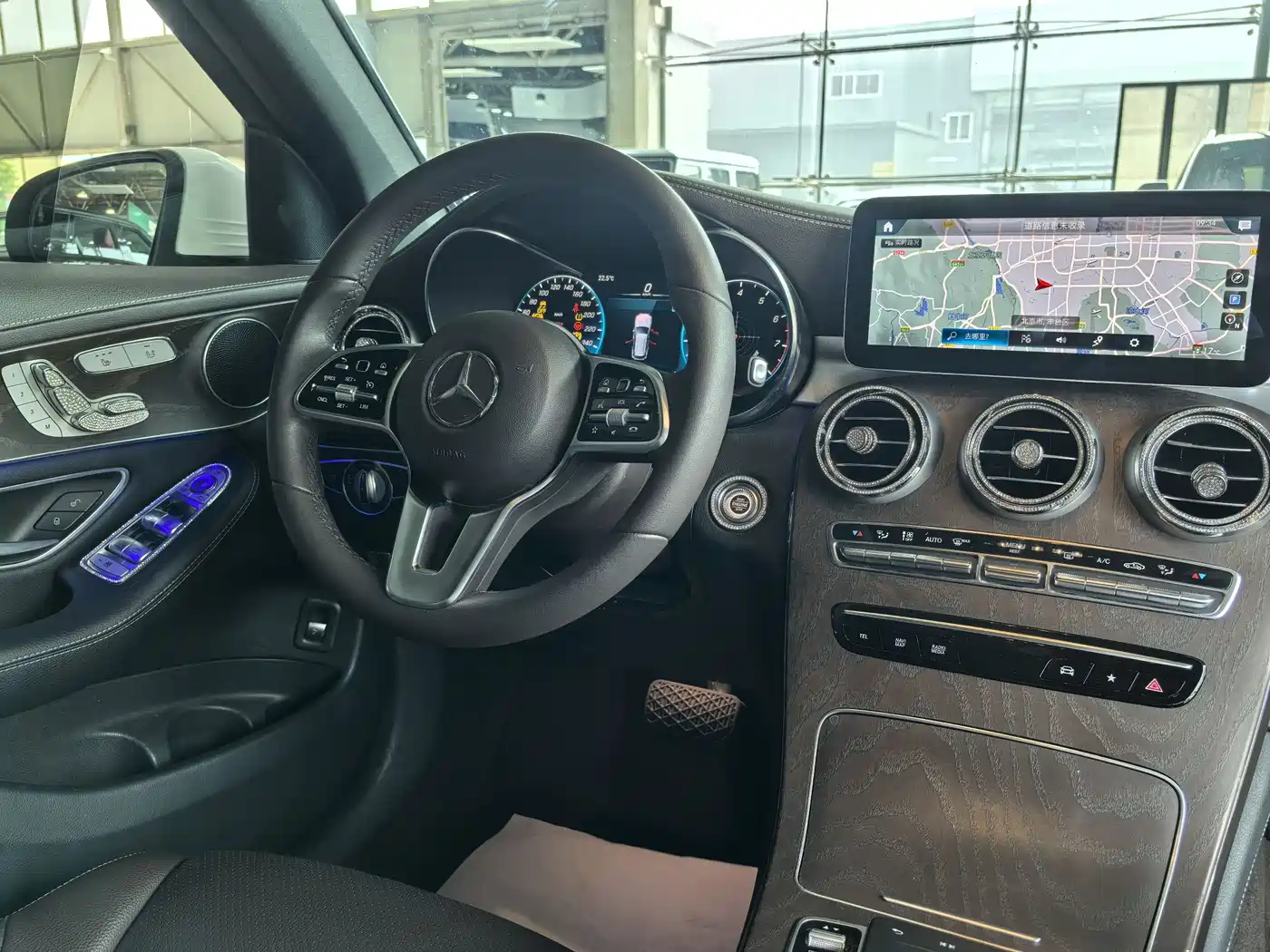 Mercedes-Benz GLC 2021 GLC 260 L 4MATIC Luxury фото 18