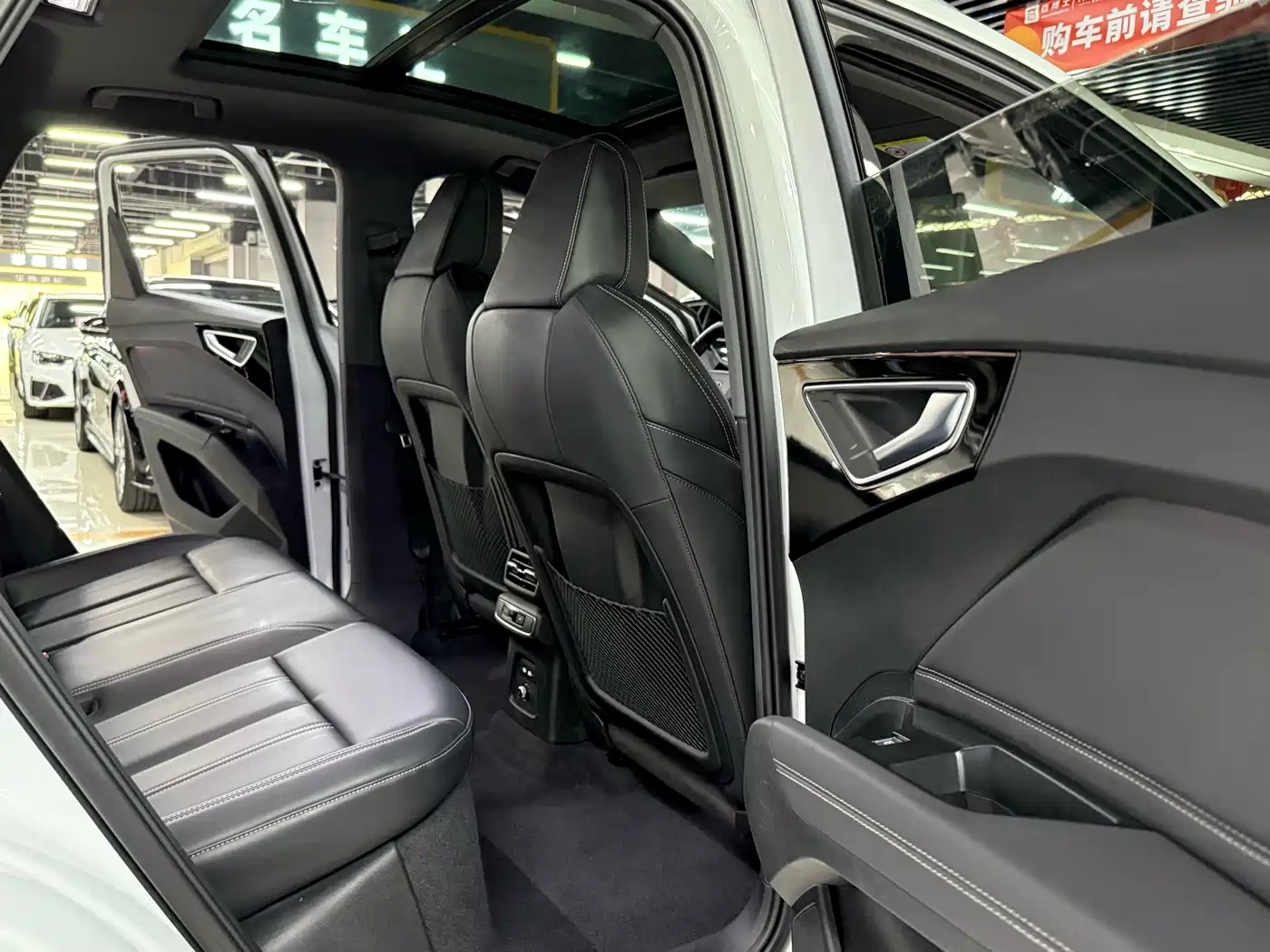 Audi Q4 e-tron 2023 40 e-tron Pioneer Edition фото 15