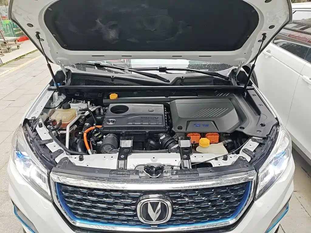 Changan CS75 PHEV 2020 2020 1.5T PHEV Progressive Edition