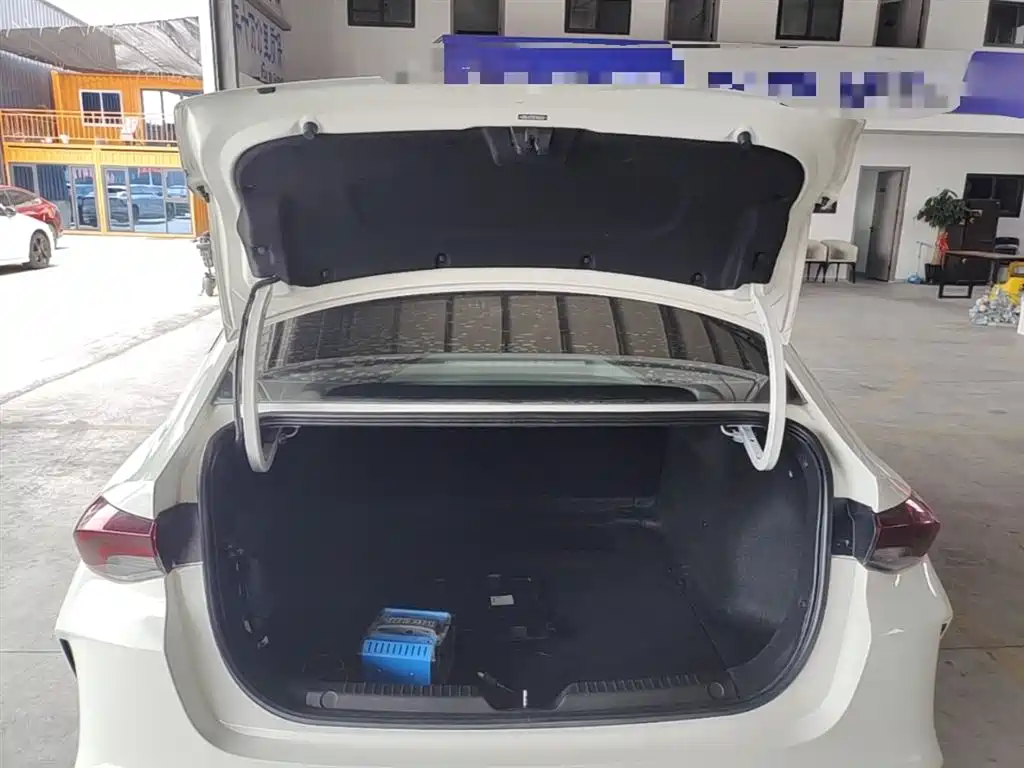 GAC Trumpchi Trumpchi Emkoo 2023 Shadow Leopard H High-Efficiency Hybrid фото 19