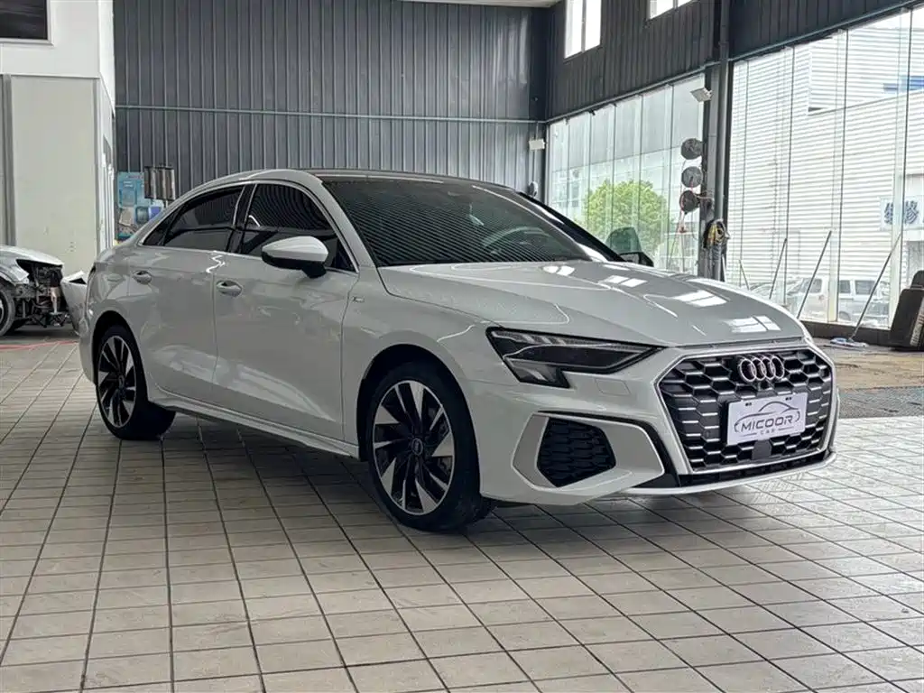 Audi A3 2023 Facelift A3L Limousine 35 TFSI Fashion Sport фото 3