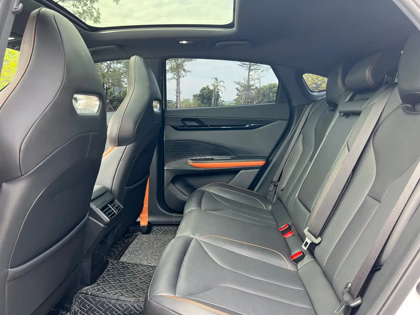 Changan UNI-V 2025 2023 1.5T Luxury Edition