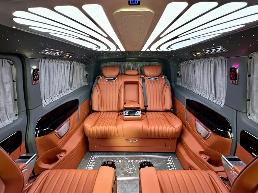 Mercedes-Benz Vito 2024 2.0T Elite Edition 7-Seater фото 21