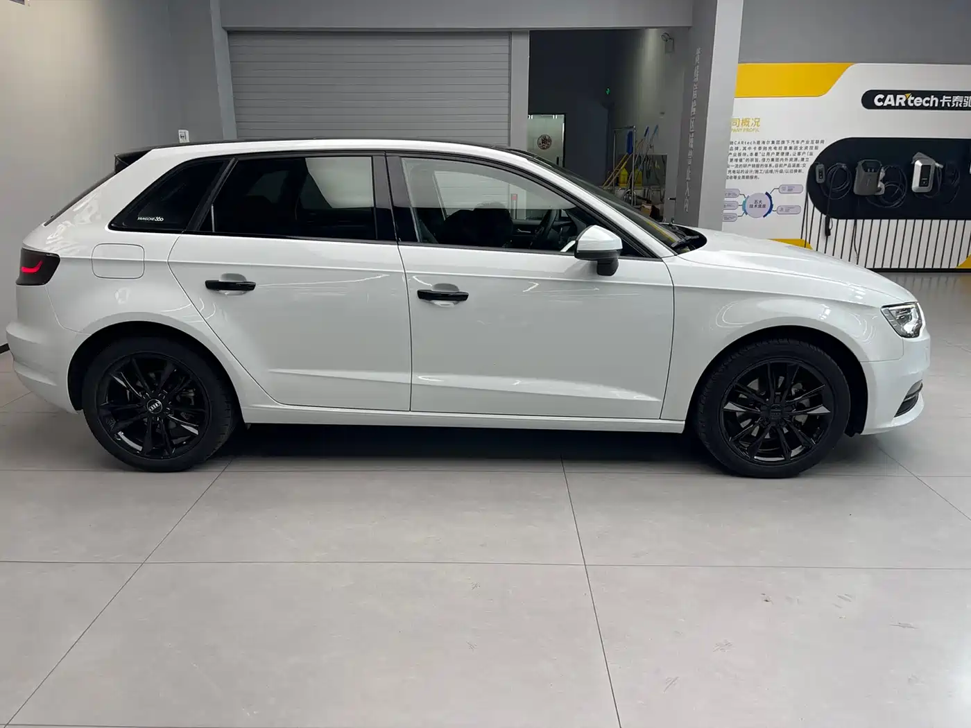 Audi A3 2015 Sportback 35 TFSI Millionth Anniversary Comfort Enjoyment Type фото 7