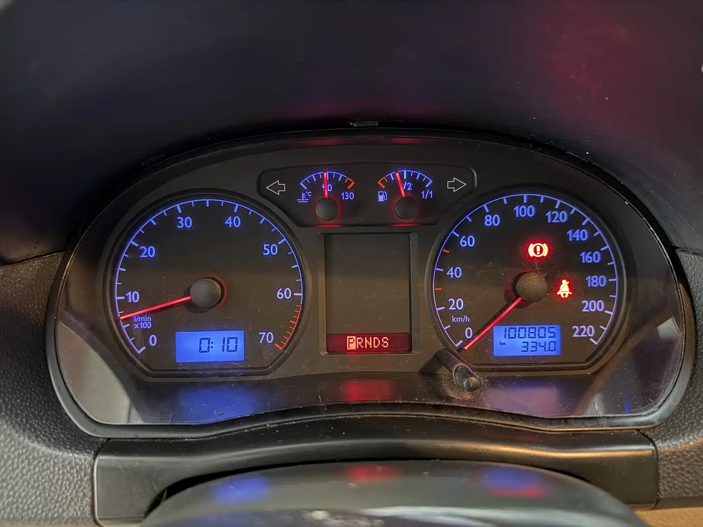 Volkswagen Polo 2007 1.6L Cross Polo AT фото 10