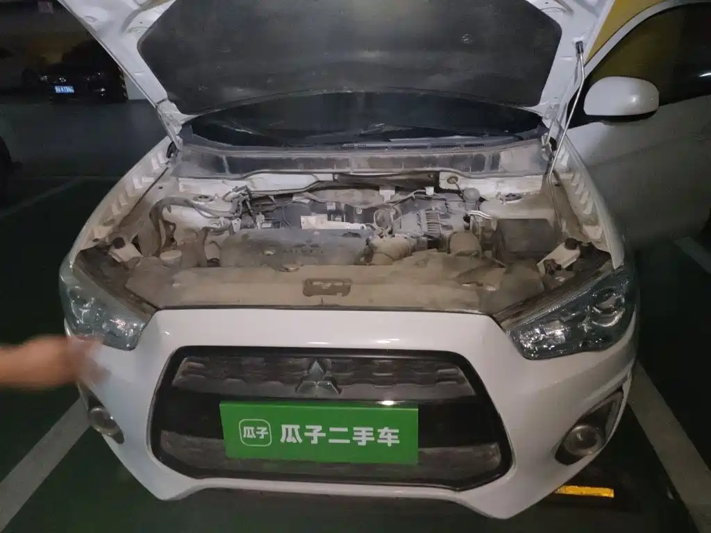 Mitsubishi ASX 2015 2013 2.0L Manual 2WD Comfort
