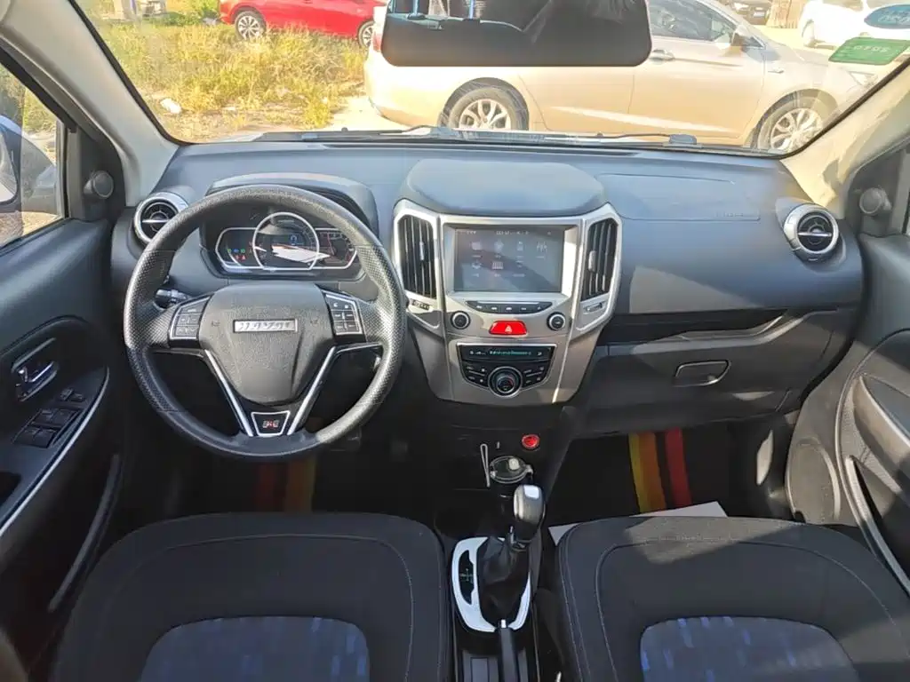 Haval H1 2017 2017 Red Label 1.5L AMT Comfort