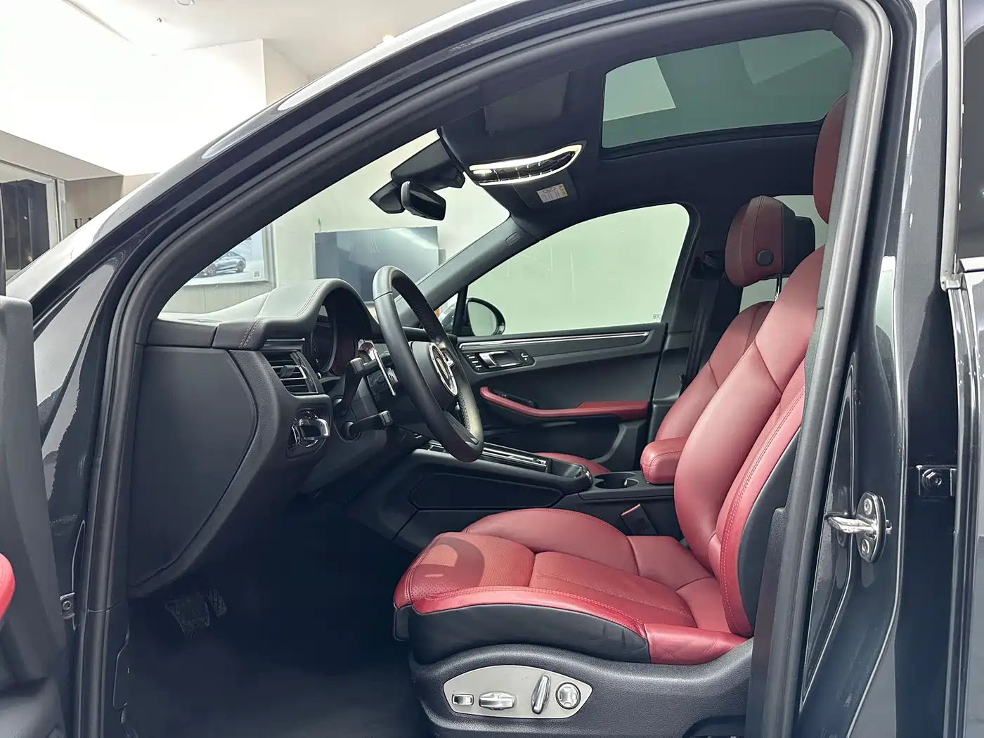 Porsche Macan 2022 Macan 2.0T фото 10