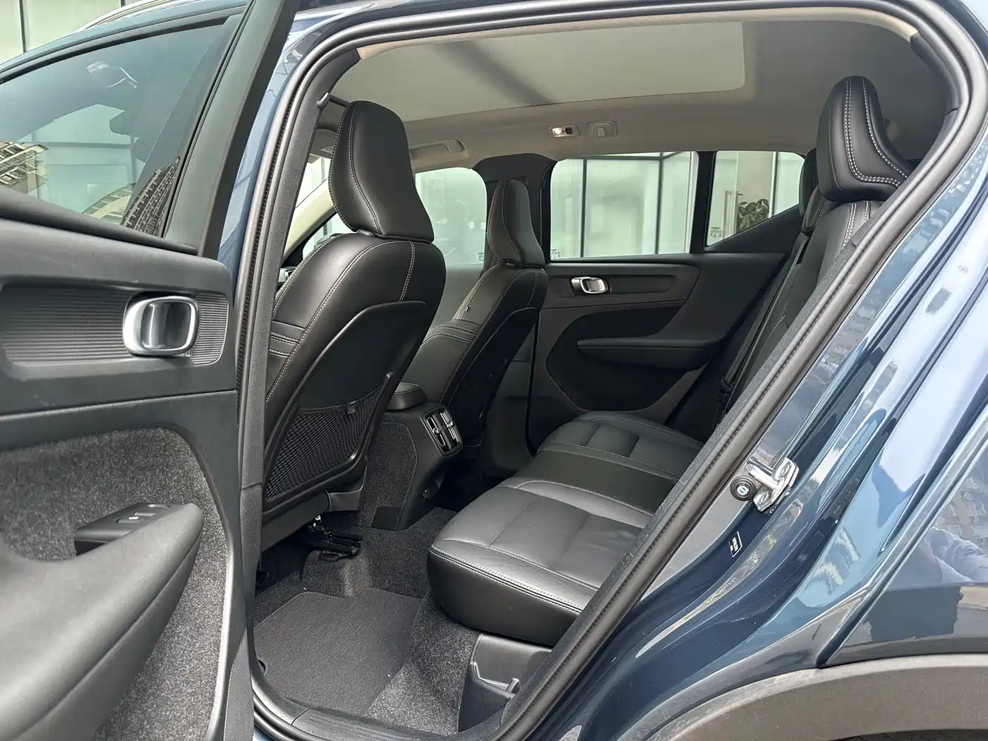 Volvo XC40 2020 T3 Smart Elite Luxury Edition фото 9