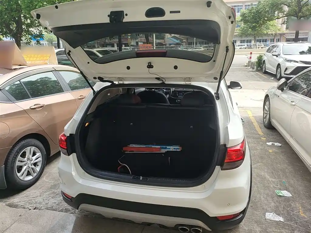 Kia KX CROSS 2018 1.6L Automatic Smart Sunroof Edition фото 19