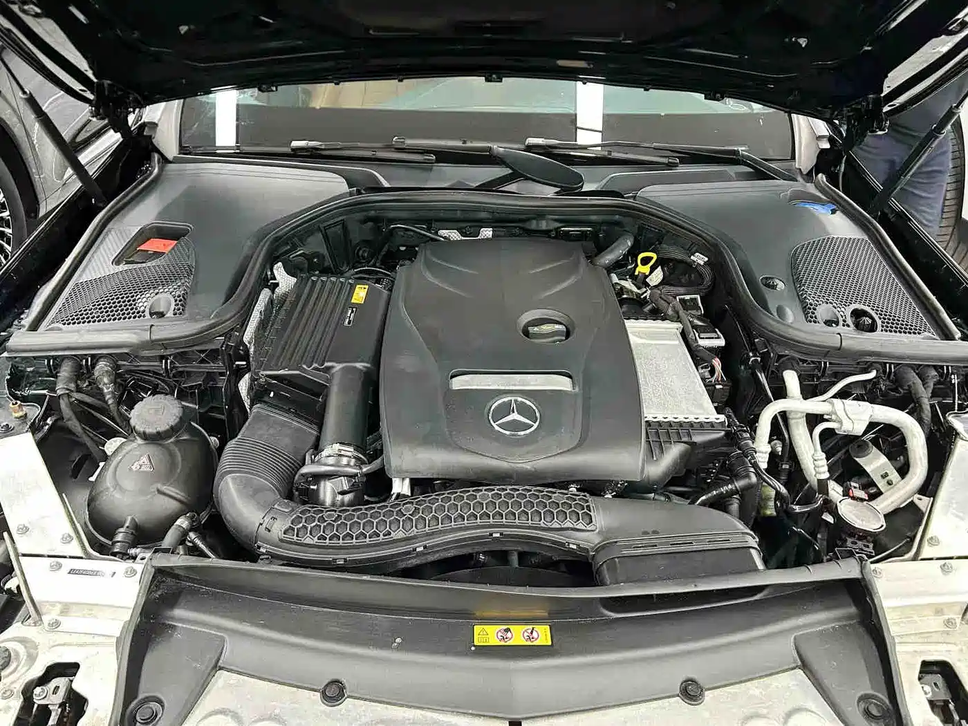 Mercedes-Benz E-Class 2018 E 200 Sport 4MATIC фото 25