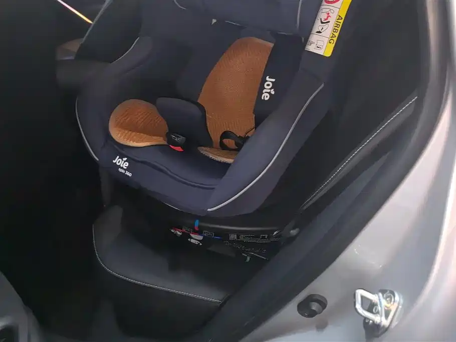Toyota Frontlander 2024 2.0L Smart Hybrid Dual Engine Luxury Edition фото 11