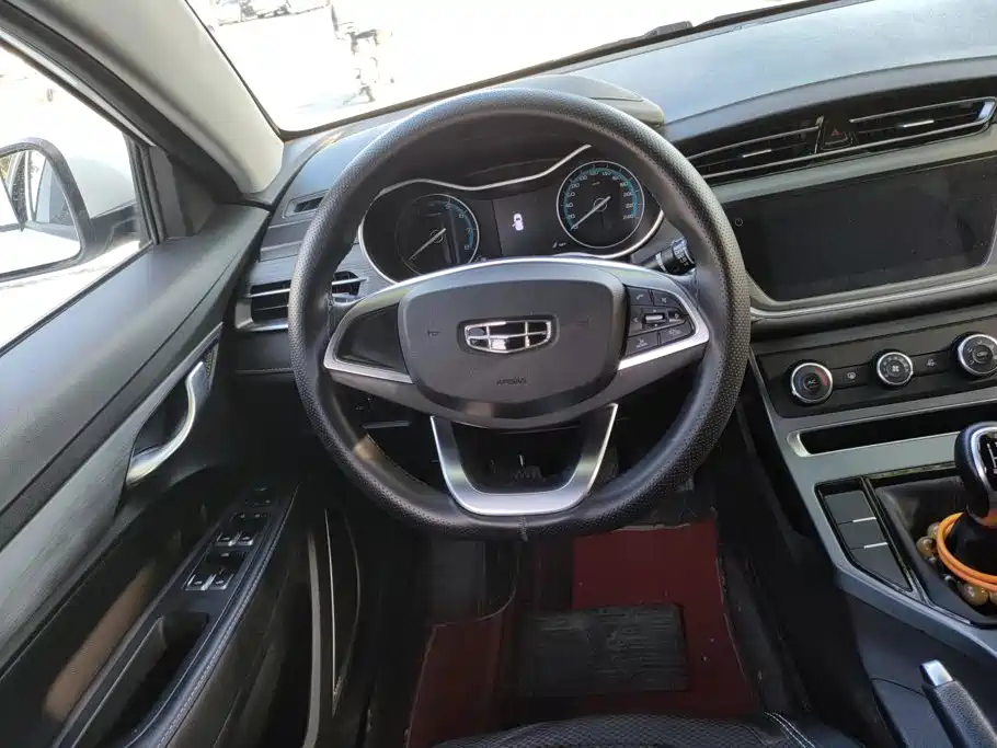 صورة 15 - Geely Emgrand