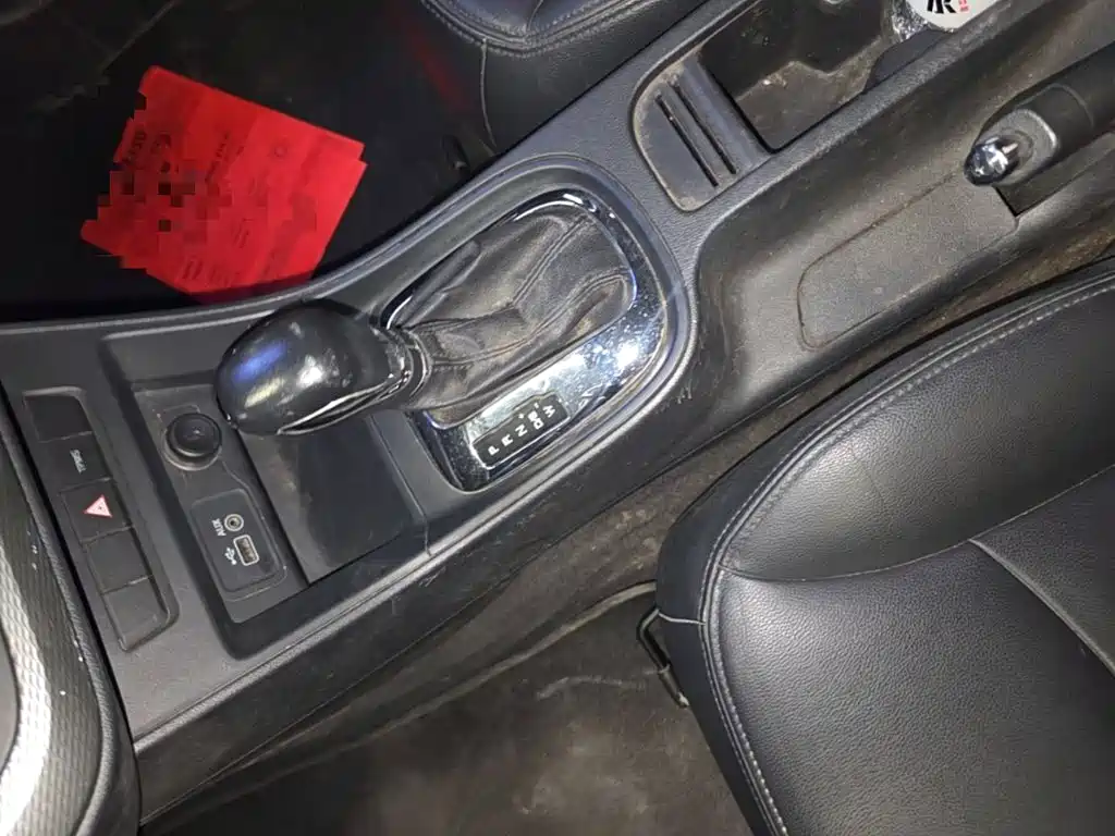 Roewe 360 2015 2015 1.5L Automatic Luxury