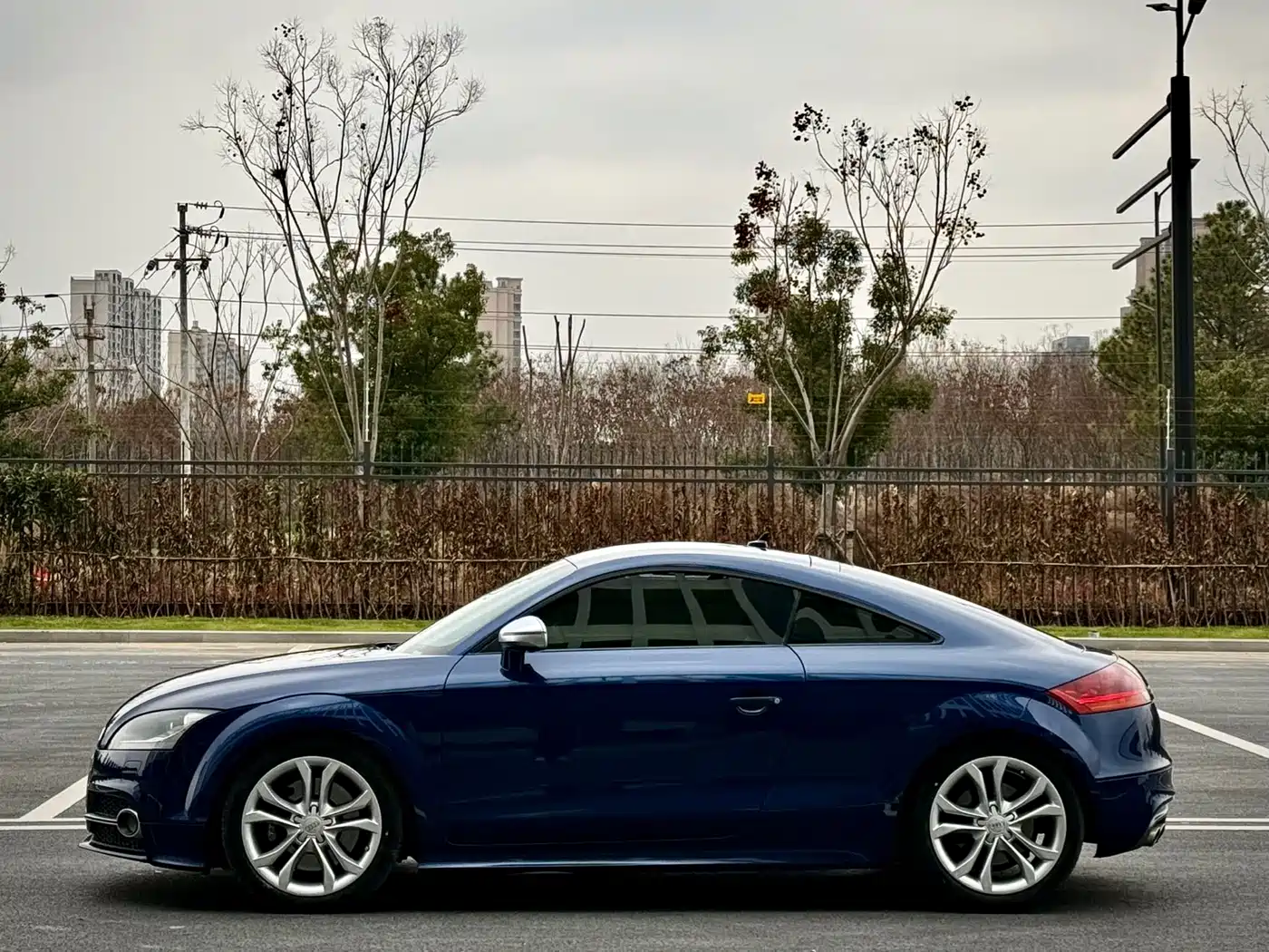 Audi TTS 2011 Model TTS Coupe 2.0TFSI quattro фото 3