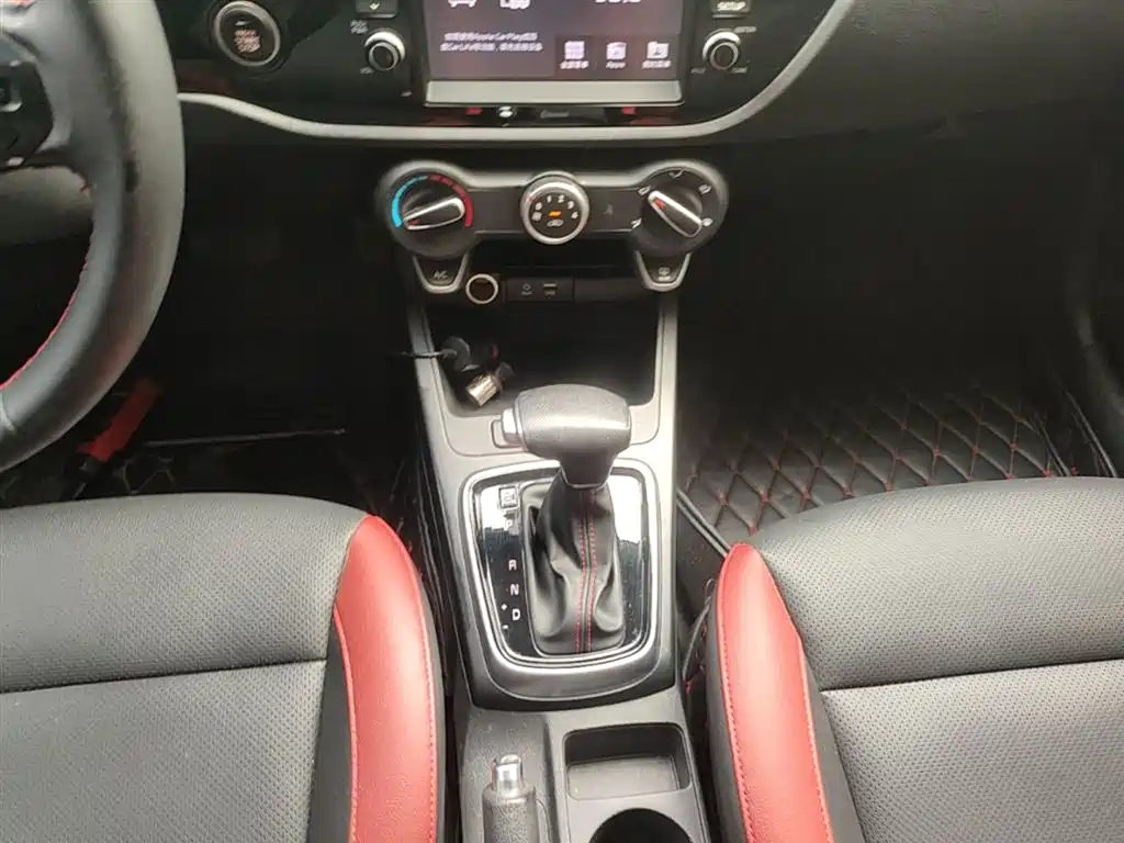 Kia KX CROSS 2018 1.6L Automatic Smart Sunroof Edition фото 14