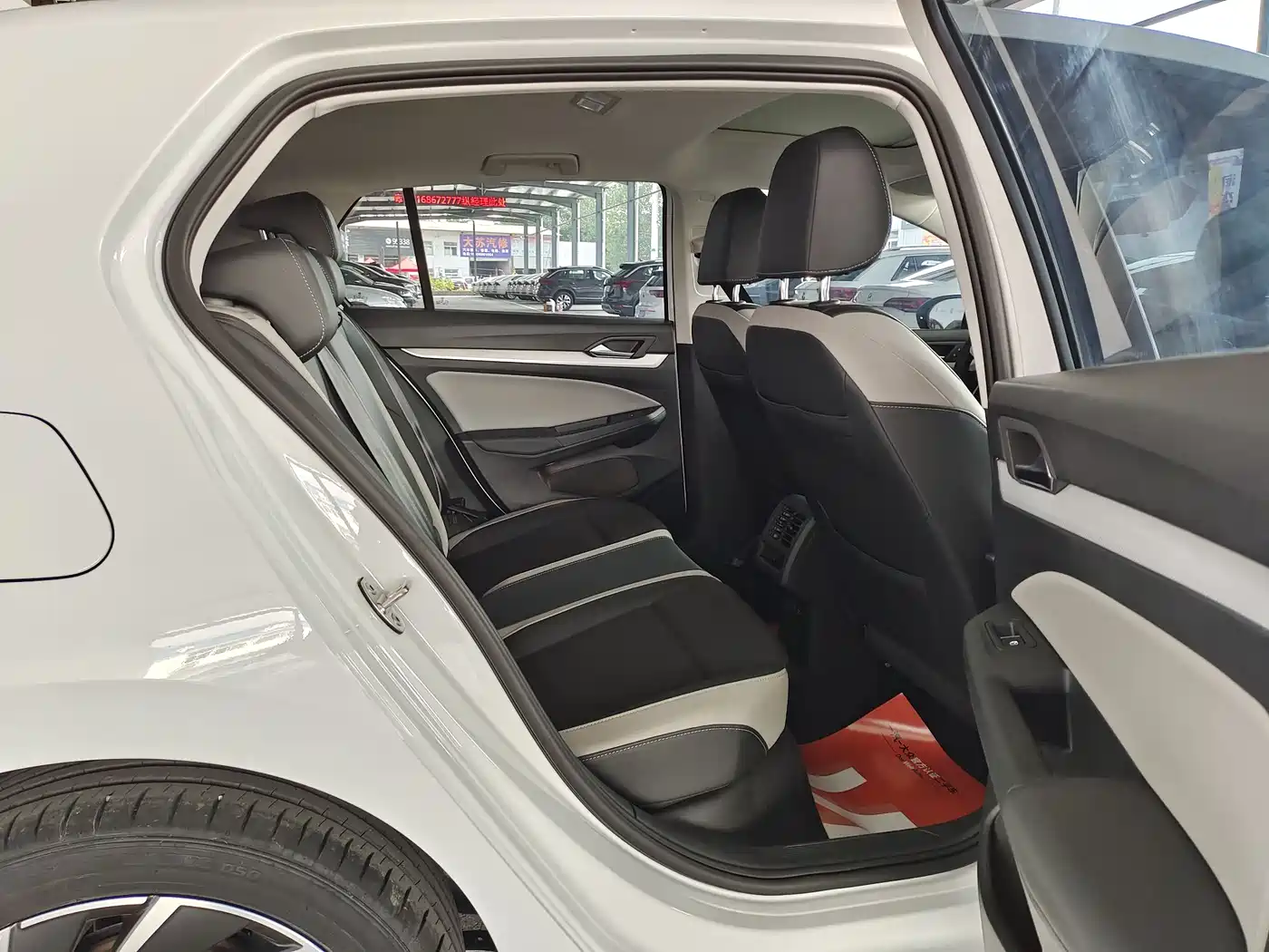 Volkswagen Golf 2021 280TSI DSG Pro фото 3