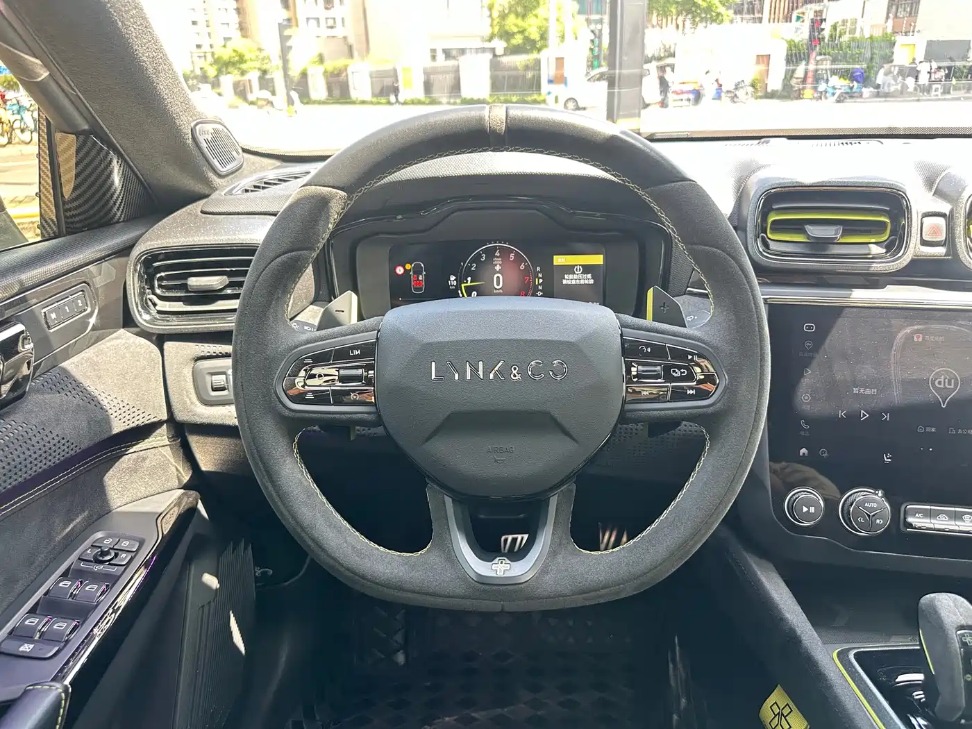 Lynk & Co 03 2021 03+ 2.0TD Auto Wind Rider Edition фото 11