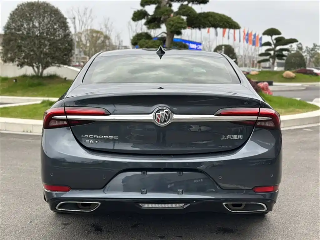 Buick LaCrosse 2019 28T Premium Model фото 9