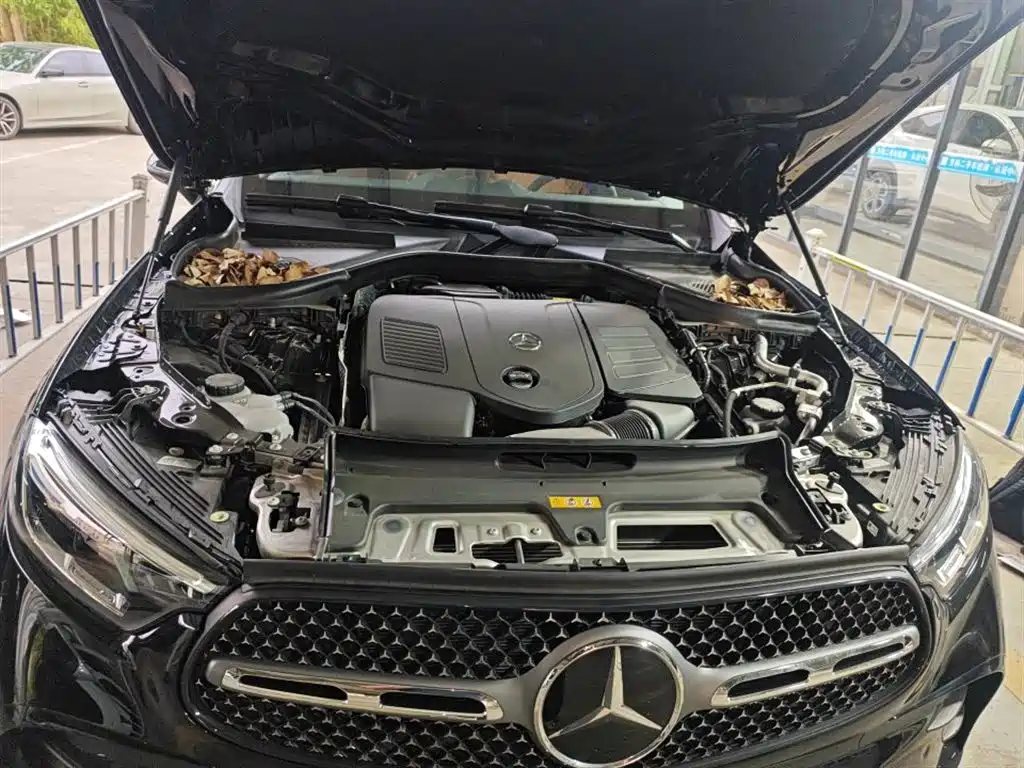 Mercedes-Benz GLC 2026 GLC 300 L 4MATIC Sport 5-Seater фото 5