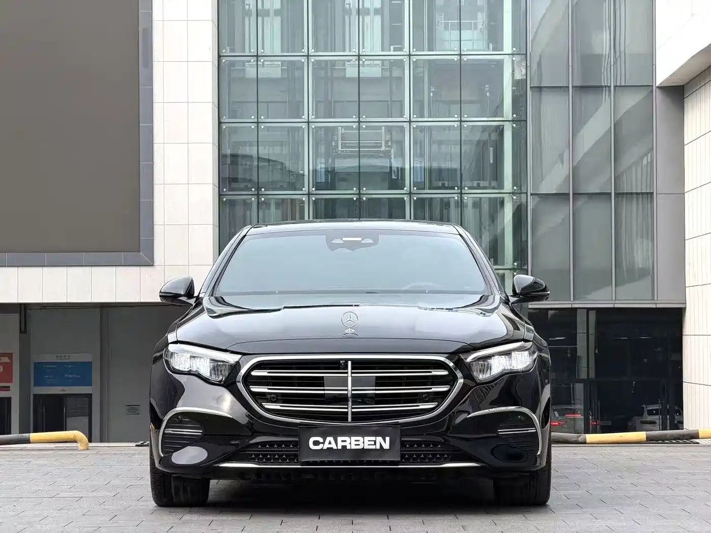 Mercedes-Benz E-Class 2025 E 300 L Luxury фото 2