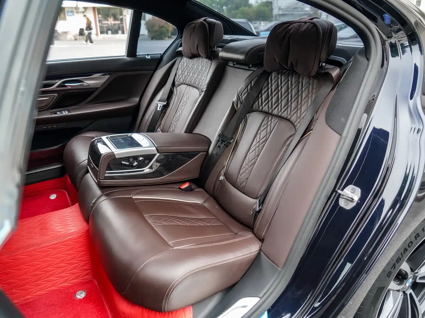 BMW 7 Series 2021 Model 730Li M Sport Package фото 11